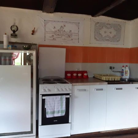 Etno Guest House Lalovic Tjentiste Bagian luar foto