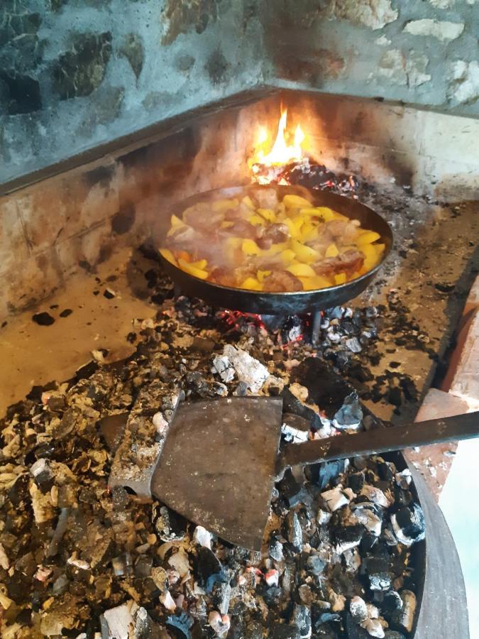 Etno Guest House Lalovic Tjentiste Bagian luar foto