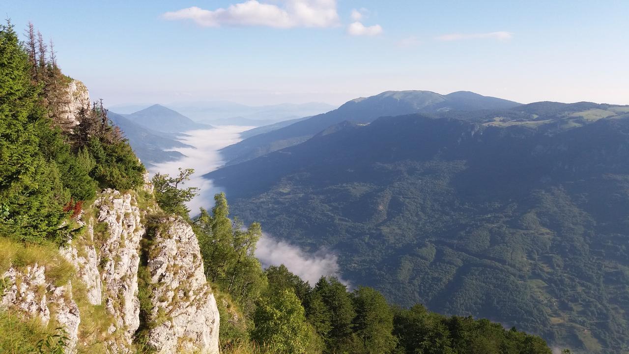 Etno Guest House Lalovic Tjentiste Bagian luar foto